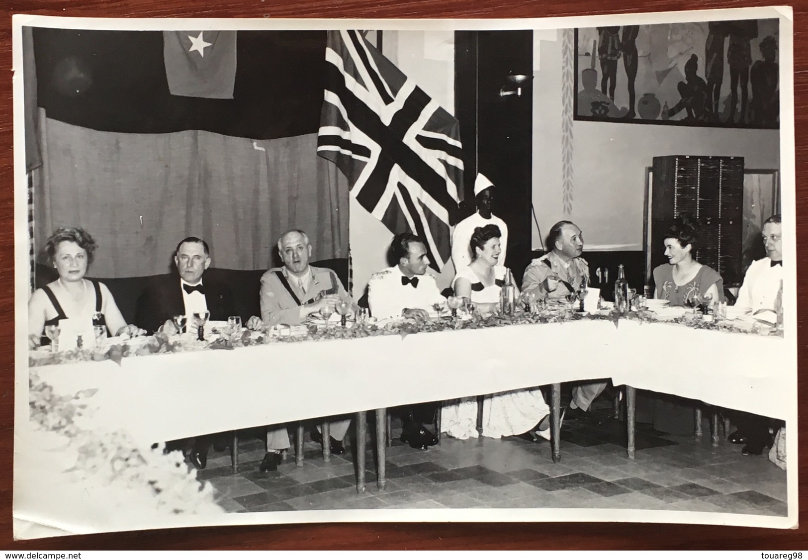 Congo Belge. Léopoldville 1946. Repas De Corps. Gouverneur (noms Au Dos). - Guerre, Militaire