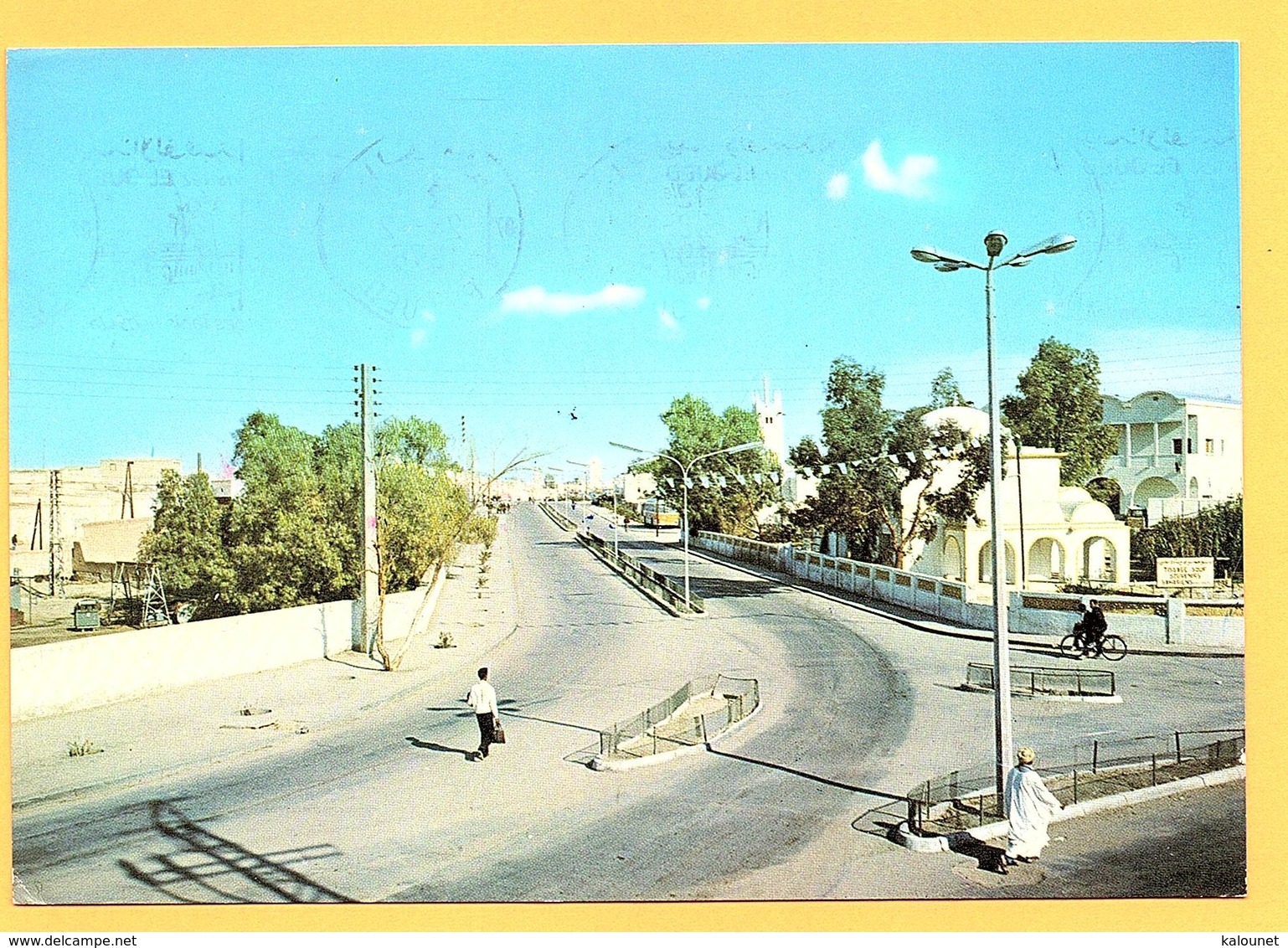 Carte Postale Couleur " Le Carrefour " à EL-OUED - El-Oued