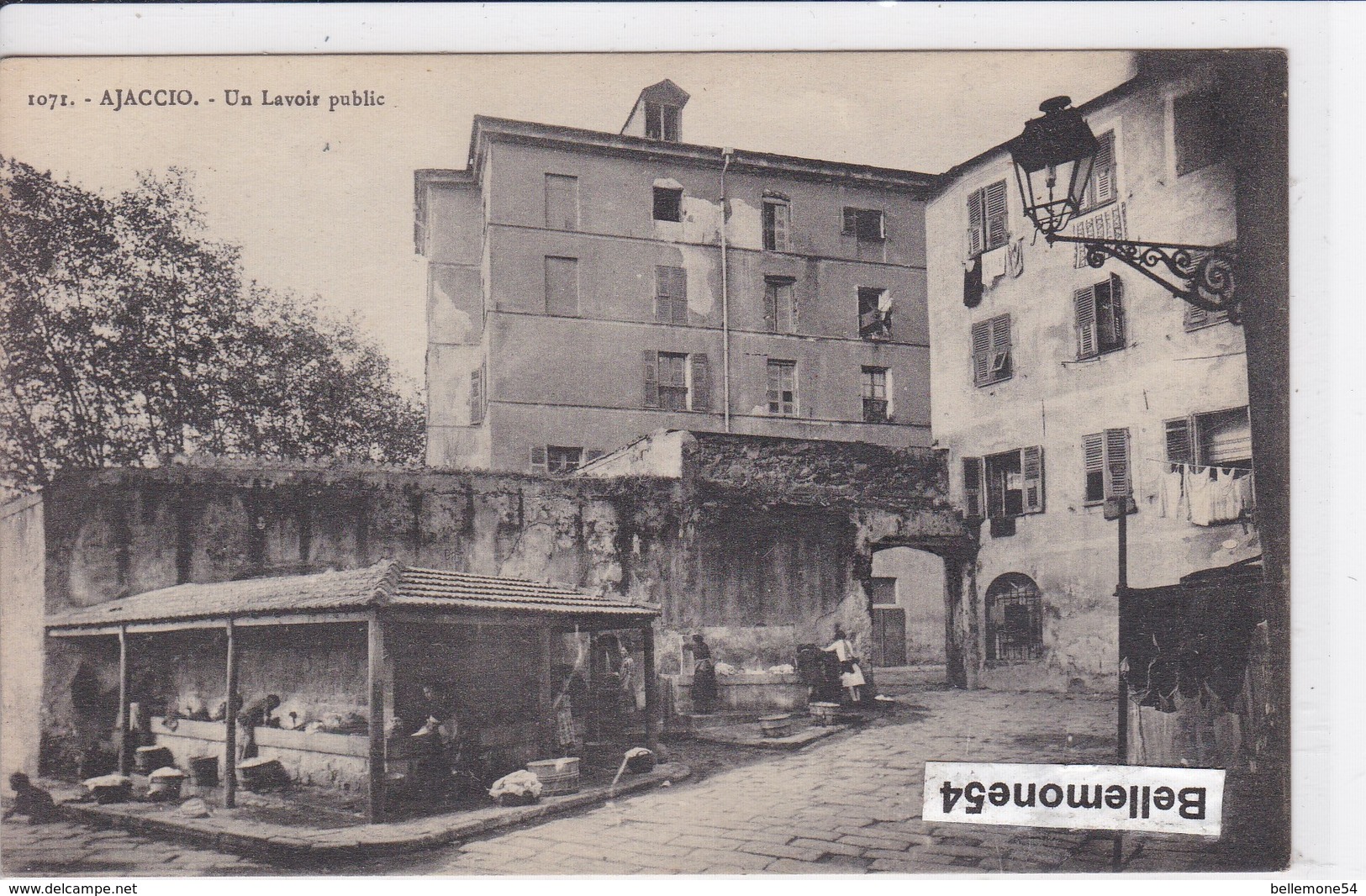 Cpa Dept 20 2a - Ajaccio - Un Lavoir Public (circulé En 1929 - Voir Scan Recto-verso) - Ajaccio