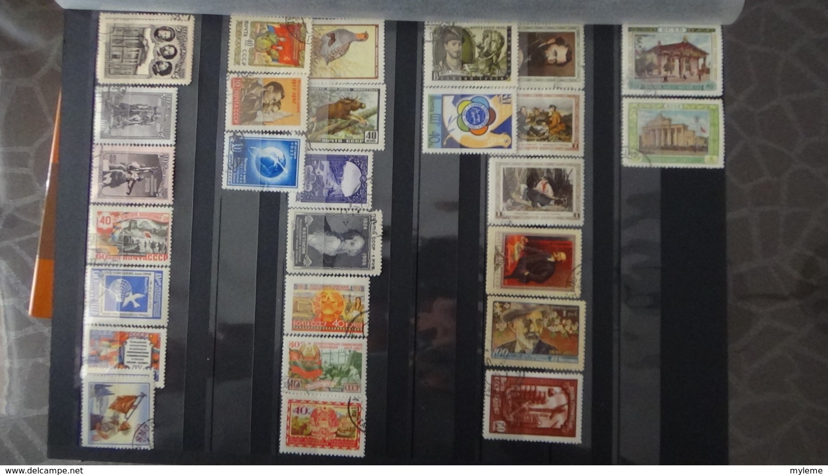 Collection De Timbres Et Blocs De RUSSIE. A Saisir !!! - Collections (en Albums)