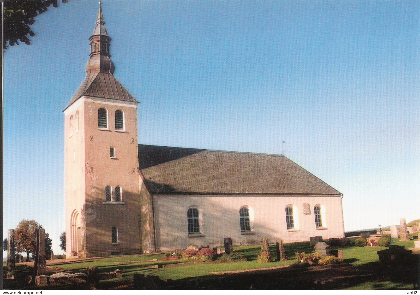 Sweden Card With Gudheim Kyrka, Church, Summer, Unused - Lettres & Documents