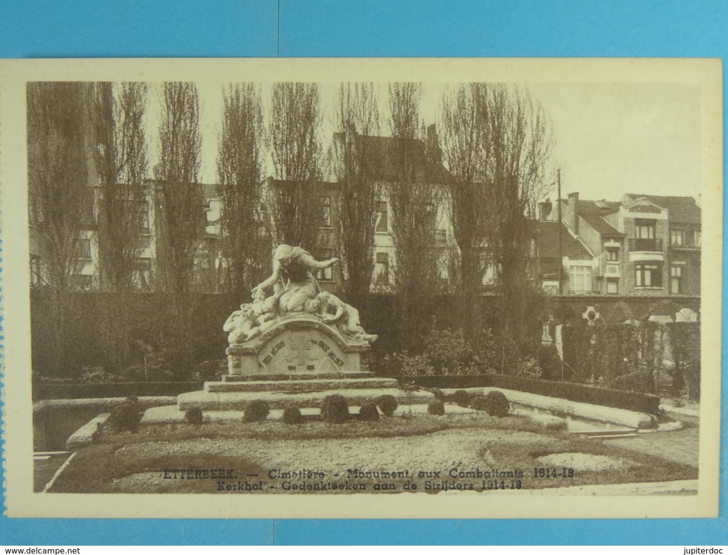 Etterbeek Cimetière Monument Aux Combattants 1914-18 - Etterbeek