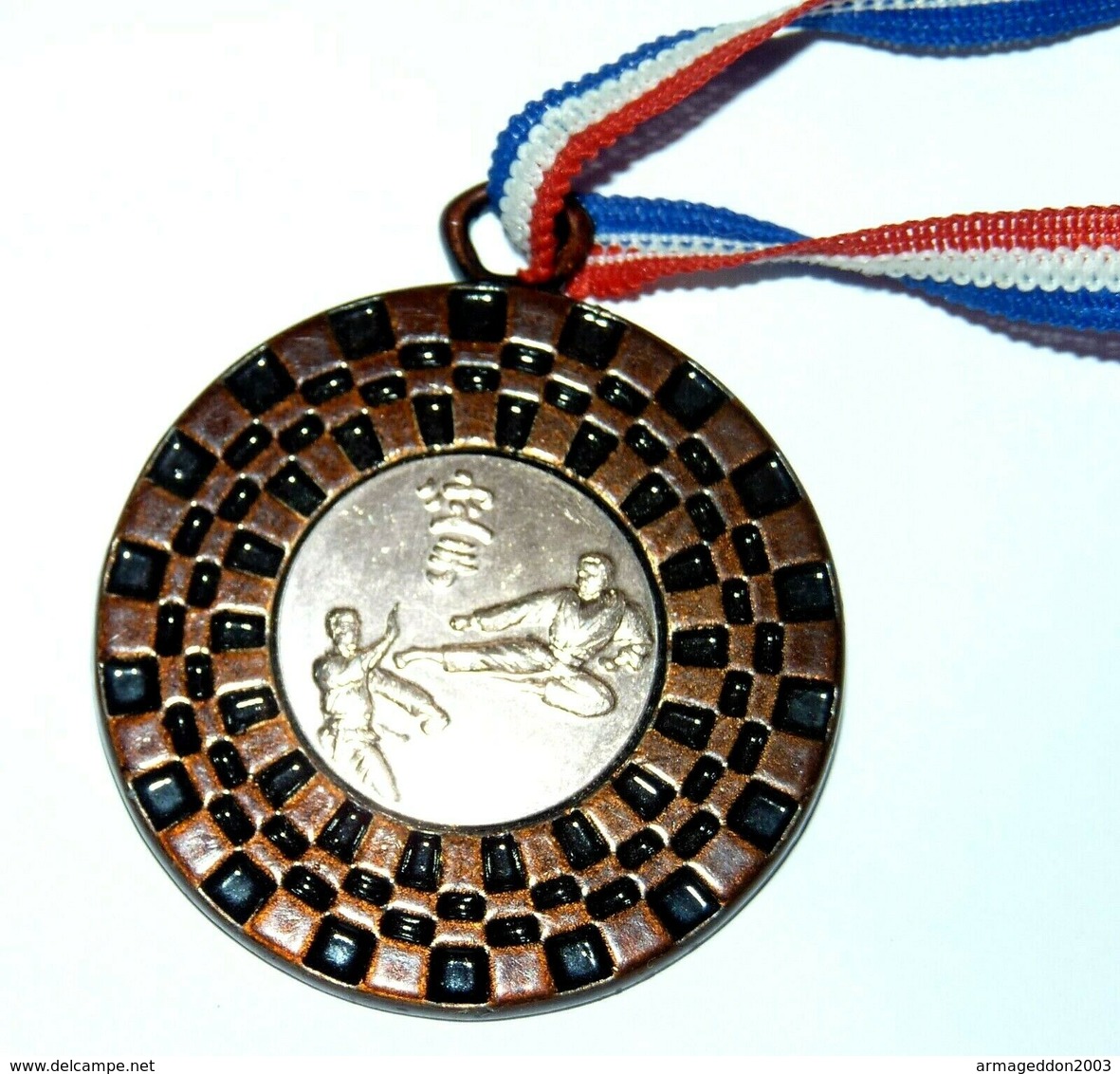 BELLE MEDAILLE Art Martial KARATE 4.9 CM - Sports De Combat