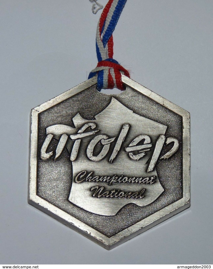 BELLE GROSSE MEDAILLE EDUCATION PHYSIQUE UFOLEP CHAMPIONNAT NATIONAL 5.9 CM - Atletismo