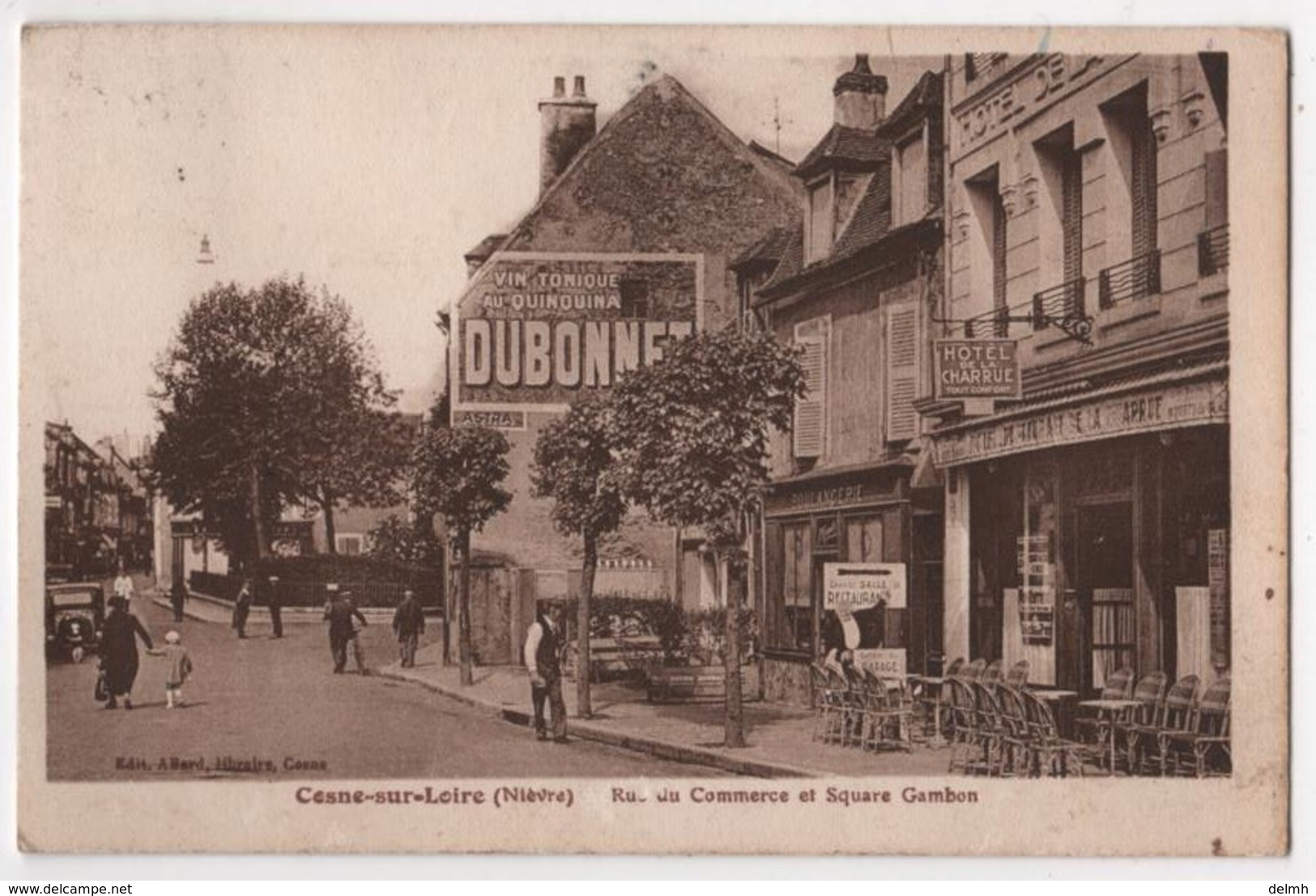 CPA 58 COSNE Sur Loire Hôtel De La Charrue Boulangerie Rue Du Commerce Pub Dubonnet - Cosne Cours Sur Loire