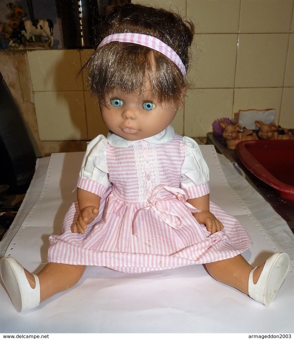 ANCIENNE POUPEE PLASTIQUE JASMAR HABILLEE YEUX DORMEURS BE 45 CM ENVIRON - Dolls