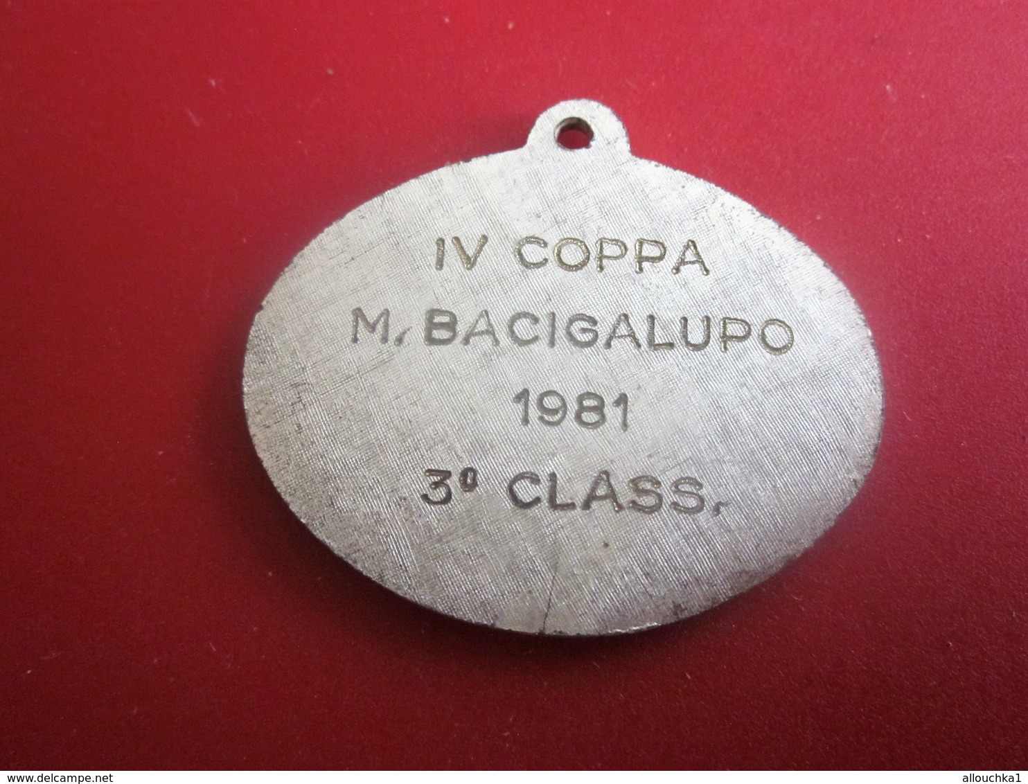 1981 IV COPPA BACIGALUPO  3é CLASS -MÉDAILLON MÉDAILLE REMISE RÉCOMPENSE -CLUB DE FOOT--Sports Football ,Souvenir & Logo - Other & Unclassified