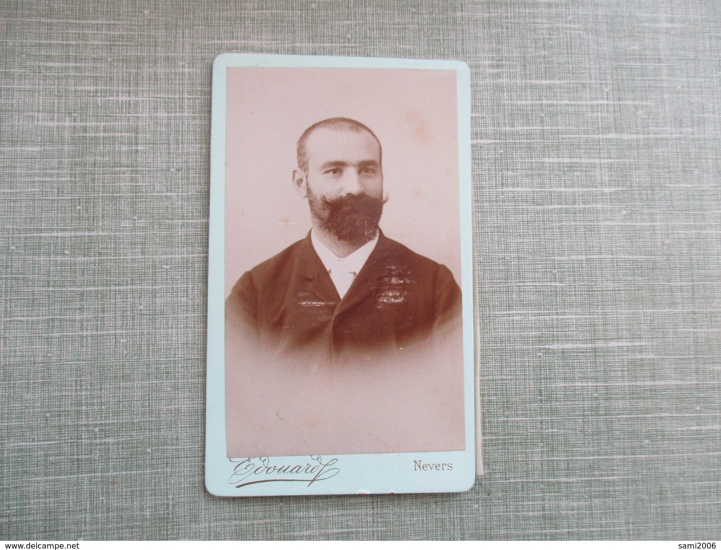 CDV ANCIEN PHOTO HOMME BARBU 58 NEVERS PHOTO EDOUARD - Anciennes (Av. 1900)