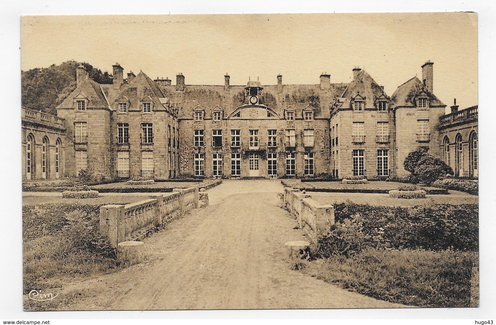 FLAMANVILLE - LE CHATEAU - FACADE PRINCIPALE - FORMAT CPA NON VOYAGEE - Autres & Non Classés