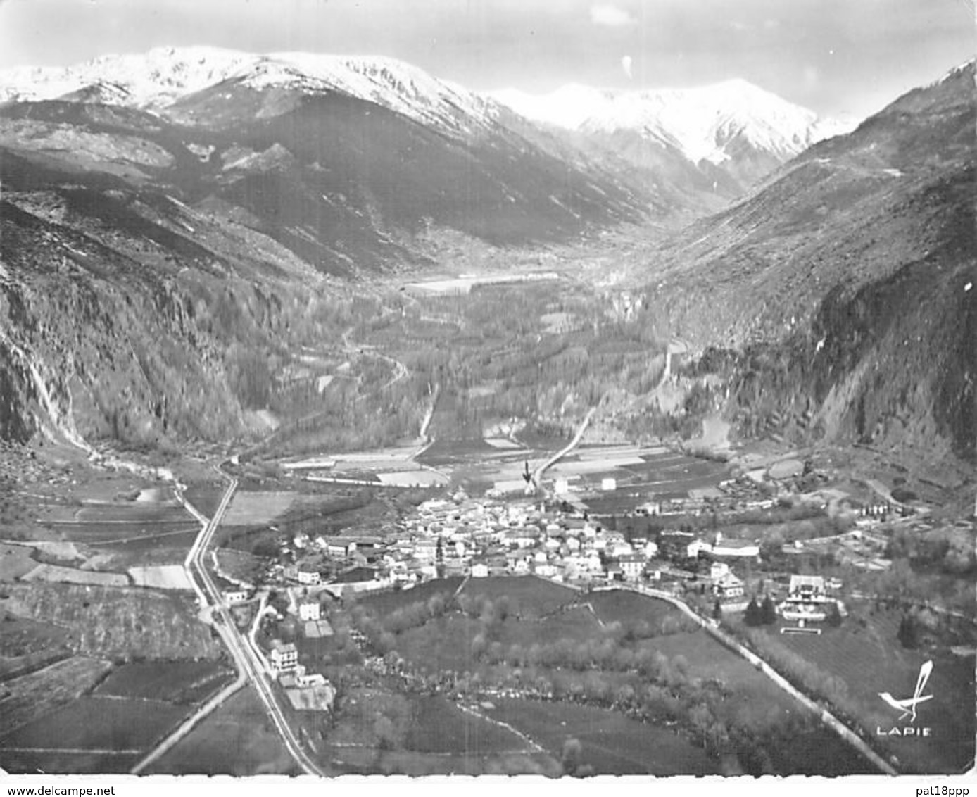 66 - LATOUR DE CAROL : Vue Générale Vers Le Puymorens - CPSM Dentelée N/B GF 1960 - Pyrenées Orientales - Autres & Non Classés