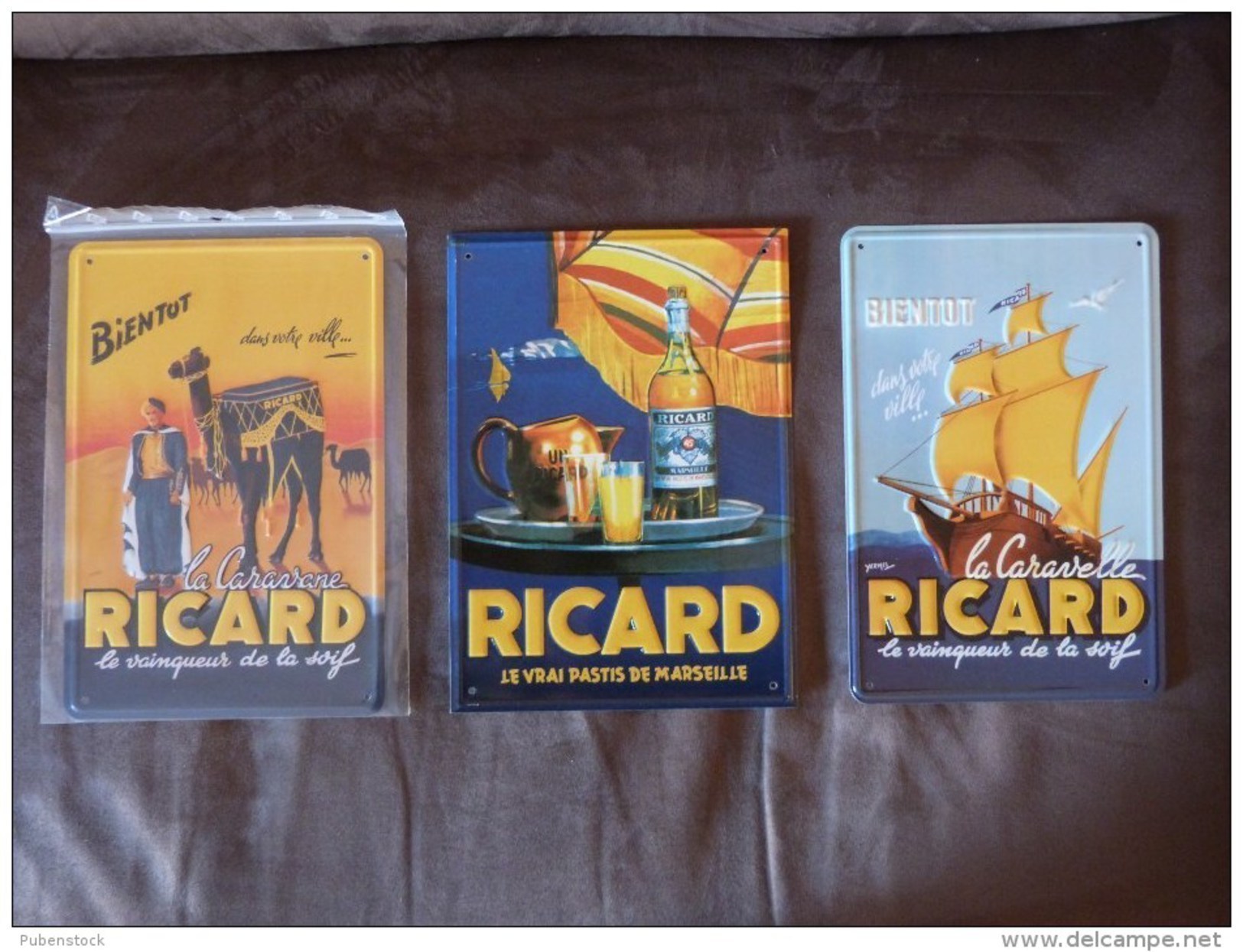 Lot De 3 Plaques En Métal  "RICARD". - Plaques En Tôle (après 1960)