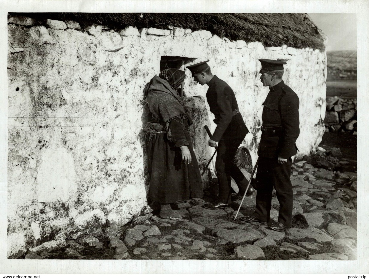 WHISKY ALCOHOL ILEGAL  POLICE DEPARTMENT UK ALCOOL     Fonds Victor FORBIN (1864-1947) - Otros & Sin Clasificación