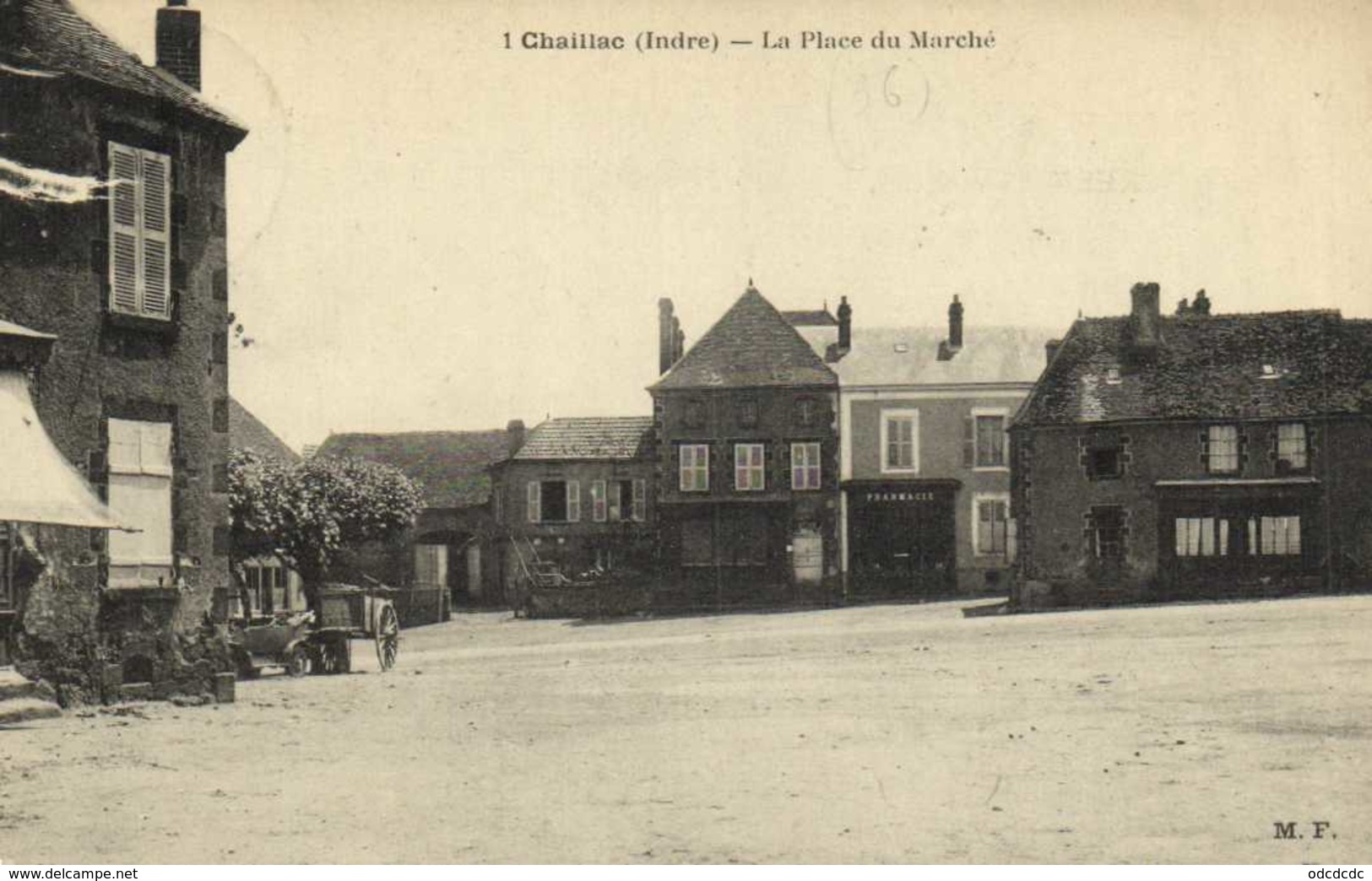 Chaillac (Indre) La Place Du Marché RV - Autres & Non Classés