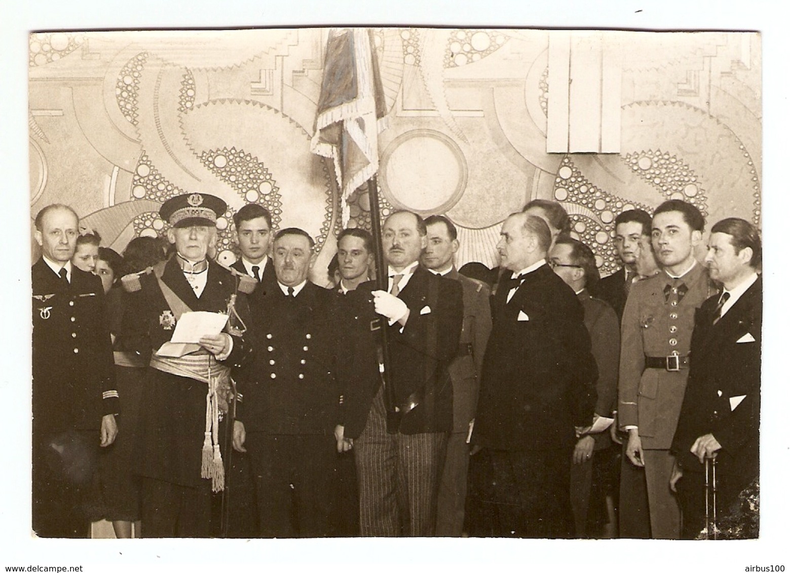 PHOTO ORIGINALE STUDIO DARNYS GAGNY SEINE & OISE - CEREMONIE PREFET DISCOURS OFFICIER PORTE DRAPEAU - Personnes Anonymes