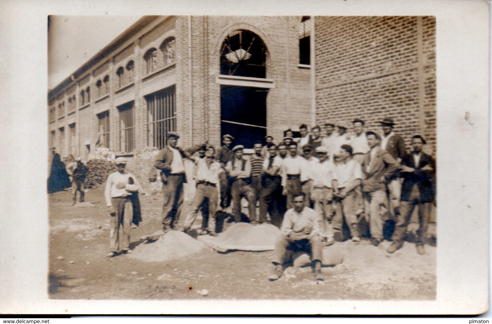 CARTE PHOTO ( à Localiser )non écrite - Tourcoing