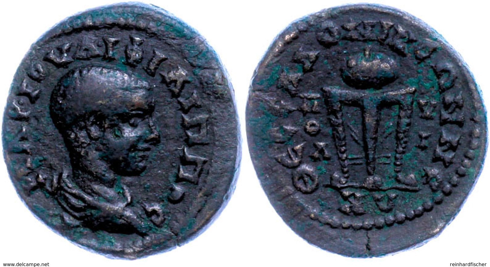 Makedonien, Thessalonike, Æ (9,96g), 244-246, Philippus II. Av: Büste Nach Rechts, Darum Umschrift. Rev: Dreifuß, Darauf - Provincie