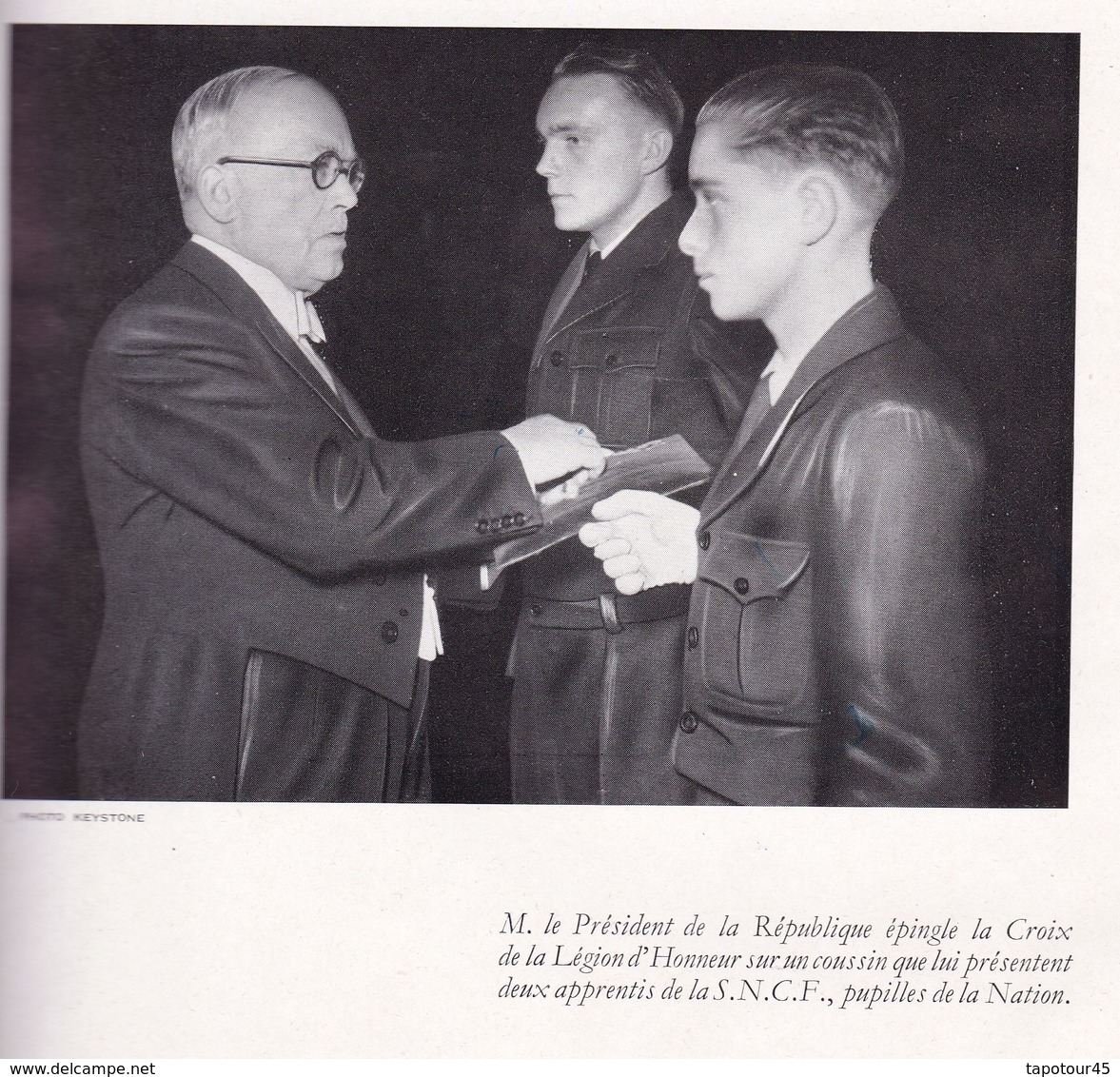 Fascicule cartonné A4 SNCF 1951 remise de la Légion d'Honneur (12 pages avec les discours)