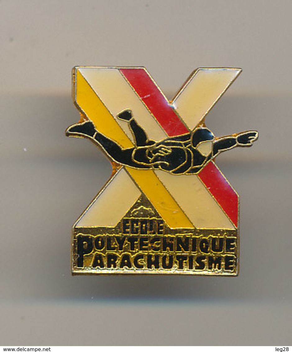 ECOLE POLYTECHNIQUE PARACHUTISME - Parachutespringen