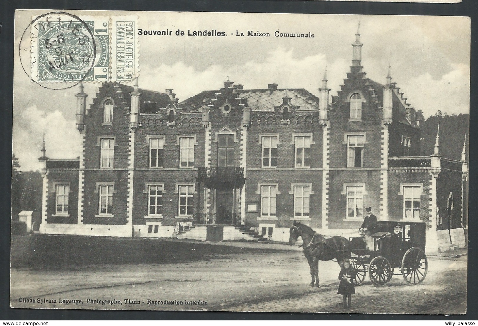 +++ CPA - Souvenir De LANDELIES - La Maison Communale - Attelage - Cachet Relais   // - Montigny-le-Tilleul