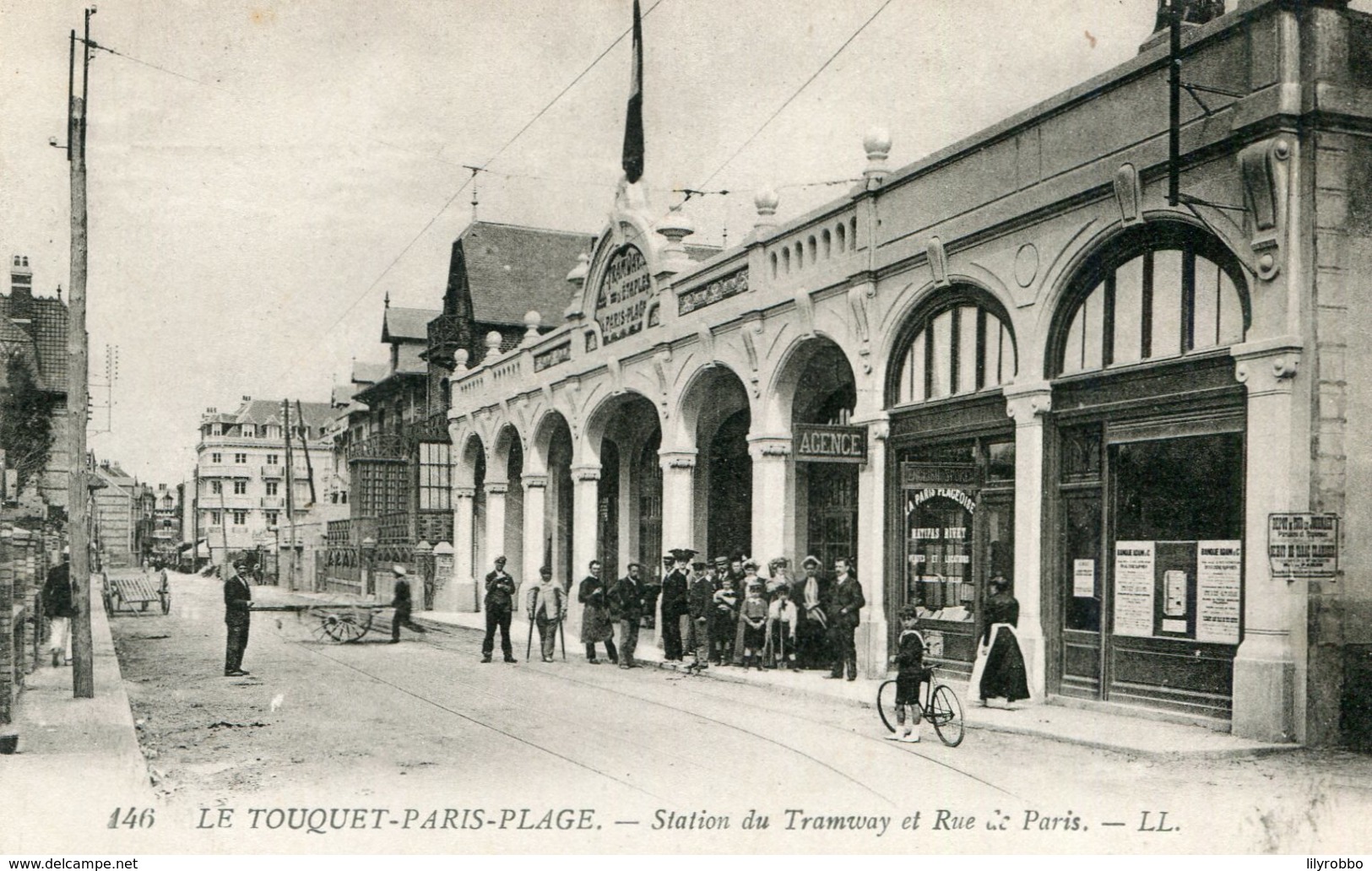 FRANCE - LE TOUQUET-PARIS-PLAGE Station Du Tramway Et Rue De Paris By LL - Le Touquet