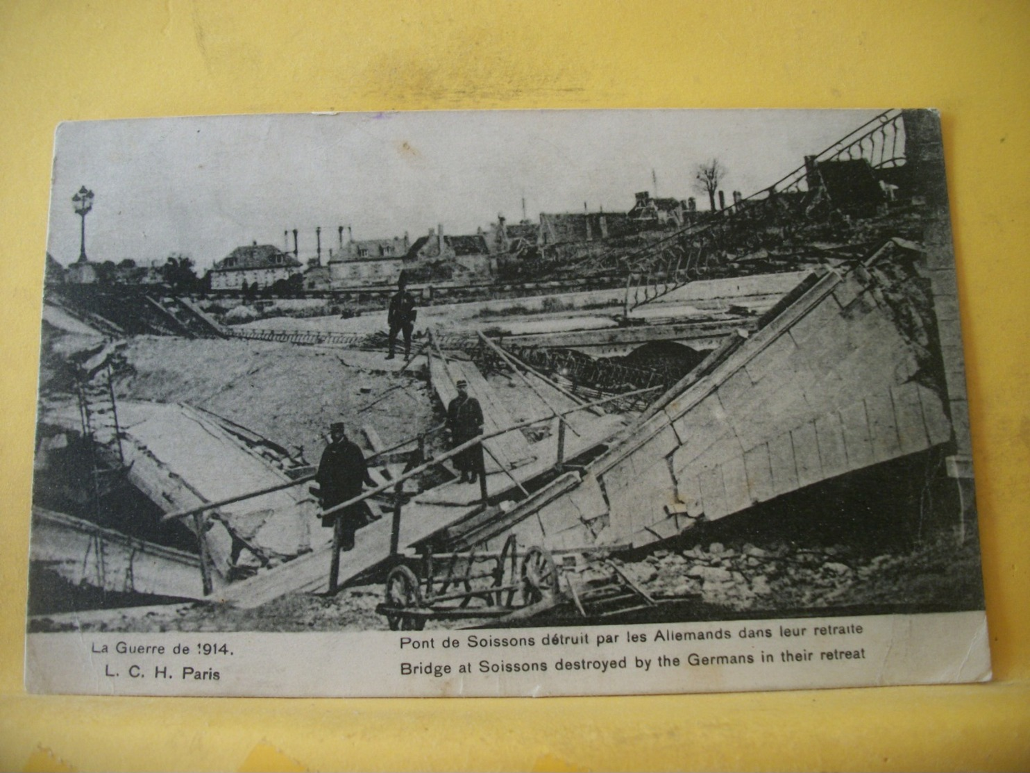 L13 298 CPA - LA GUERRE DE 1914. PONT DE SOISSONS DETRUIT PAR LES ALLEMANDS DANS LEUR RETRAITE - ANIMATION - Soissons