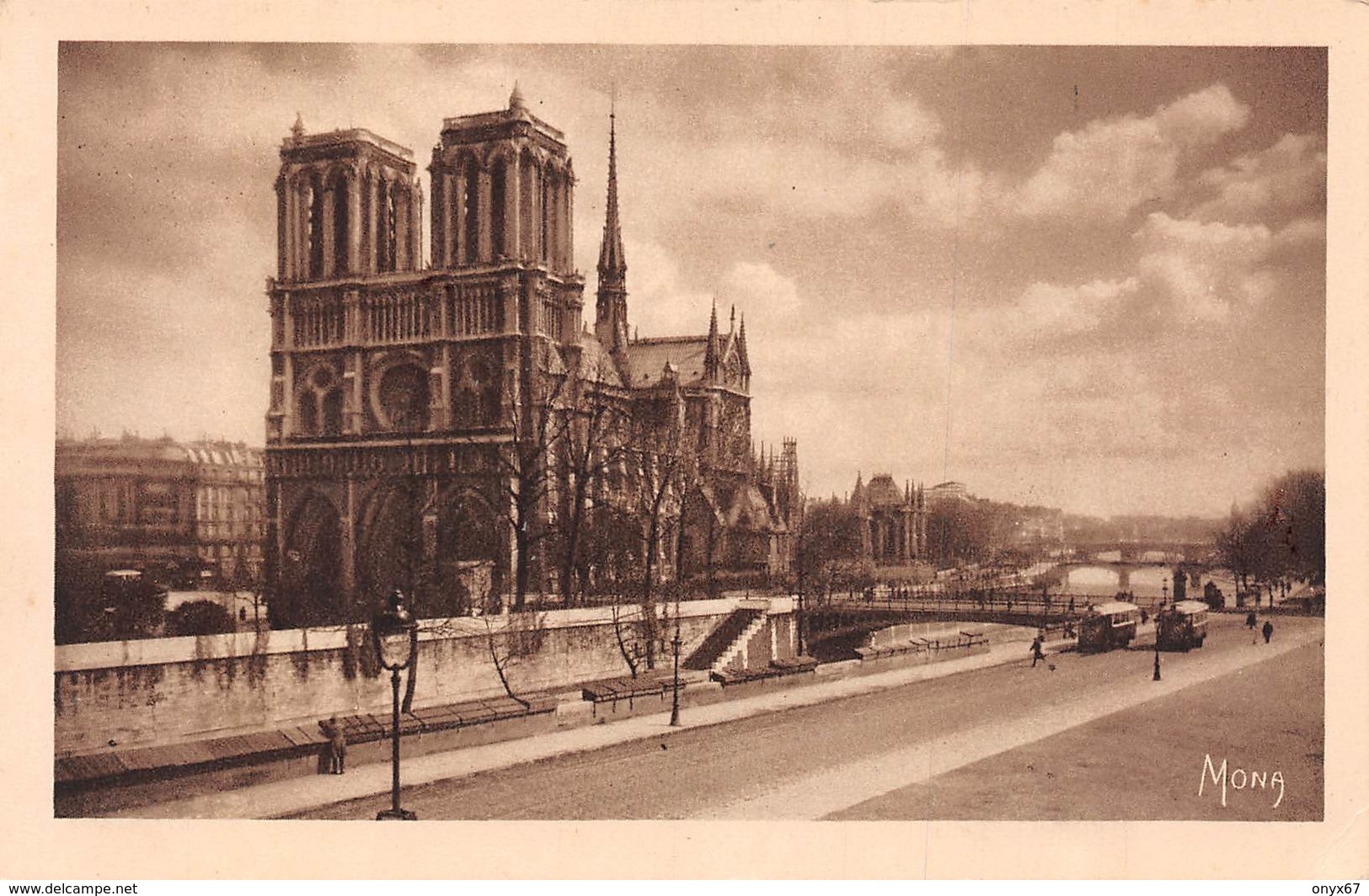 Carte Postale PARIS (75) Cathédrale Notre-Dame 1163-1260 Flèche Tombée Le 15-04-2019 -Eglise-Religion - Kerken