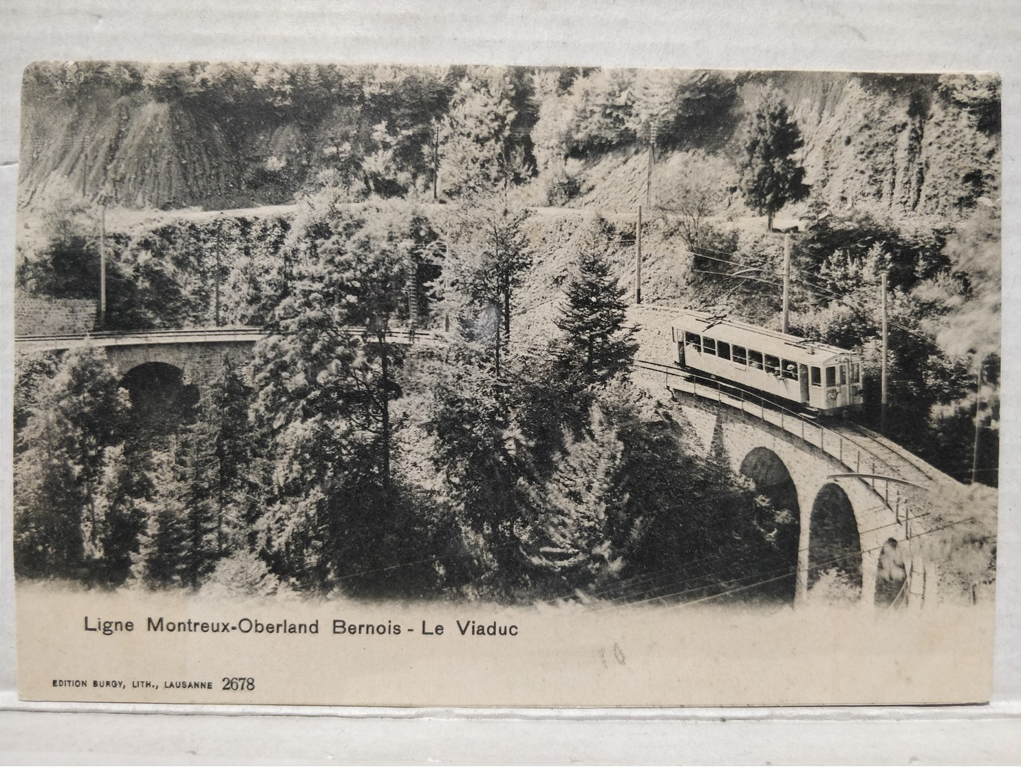 Ligne Montreux Oberland Bernois. Le Viaduc - Berne