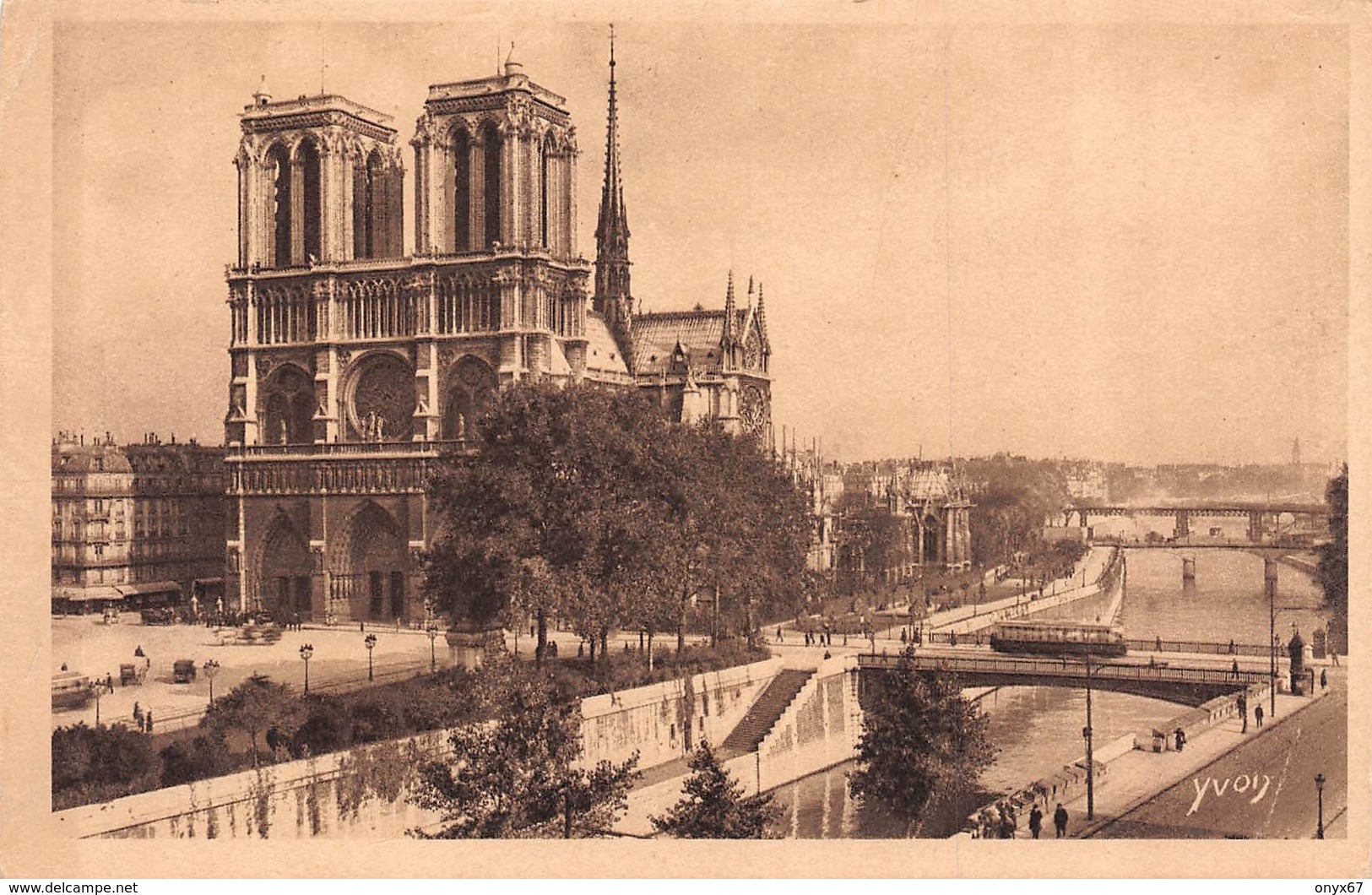 Carte Postale PARIS (75) Cathédrale Notre-Dame 1163-1260 Flèche Tombée 15-04-2019-Religion-Eglise - Eglises