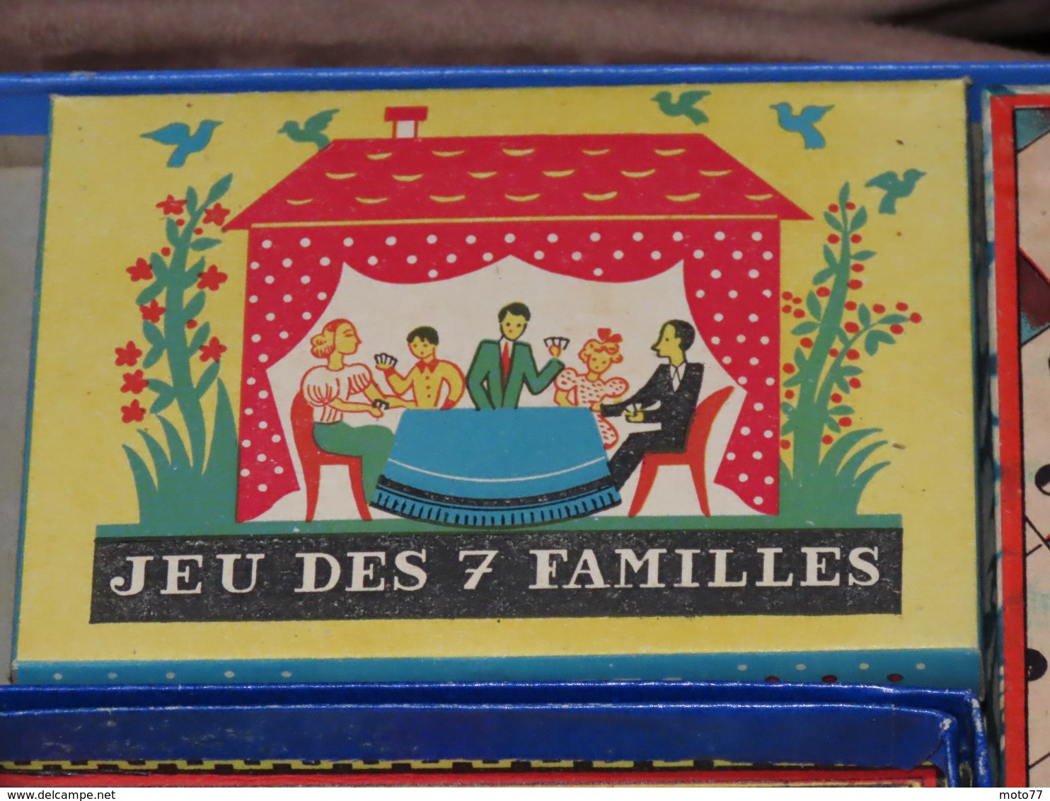 BOITE DE JEUX de SOCIÉTÉ ancienne - état NEUF , jamais utilisé - Nain Jaune , Dominos , 7 familles , Oie , Puce , Cartes