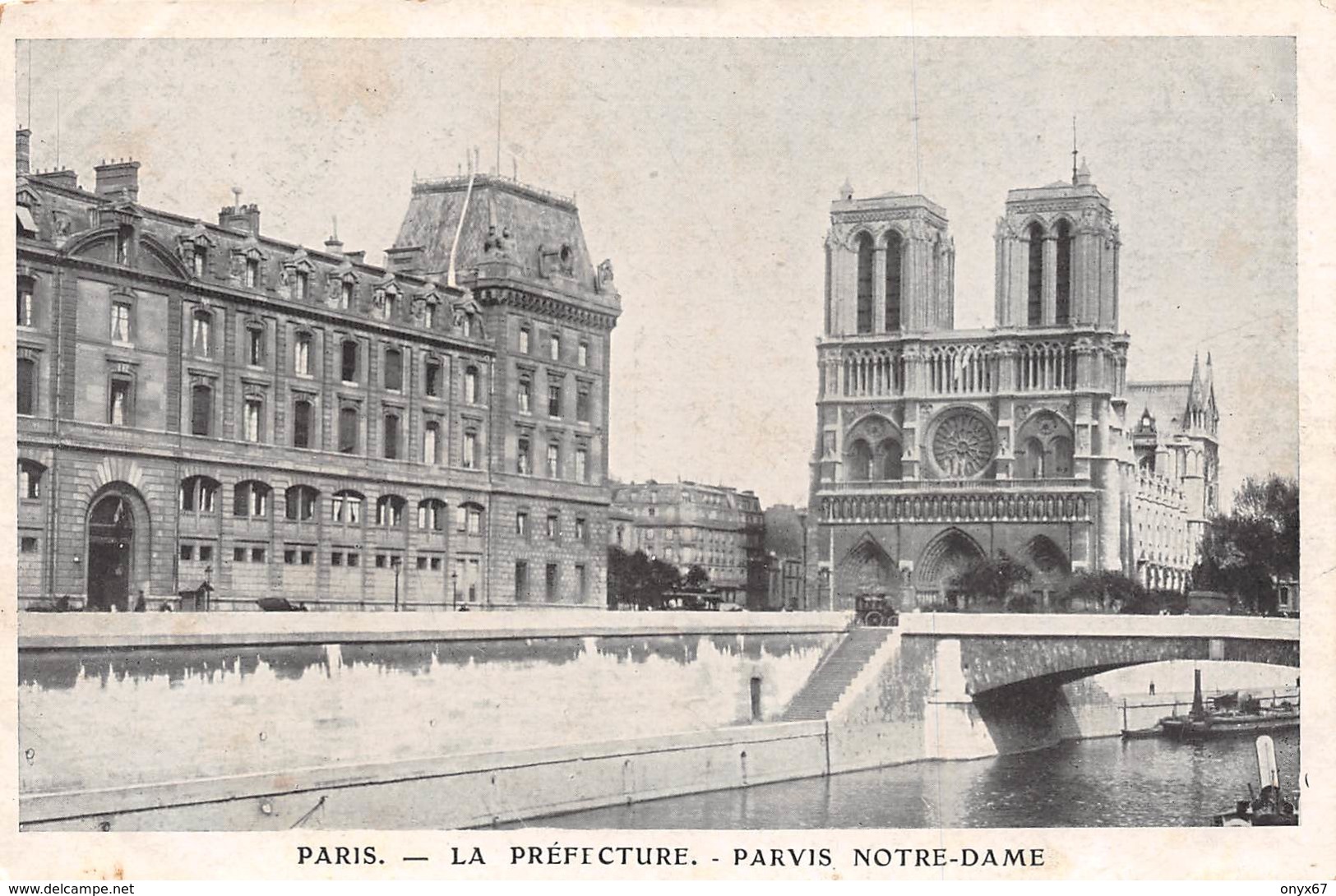 Carte Postale PARIS (75) Cathédrale Notre-Dame Et Préfecture 1163-1260 Flèche Tombée 15-04-2019-Religion-Eglise - Eglises