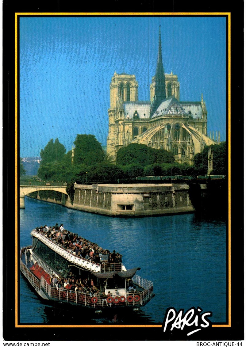 LOT N°157 - LOT DE 500 CARTES DE NOTRE DAME DE PARIS