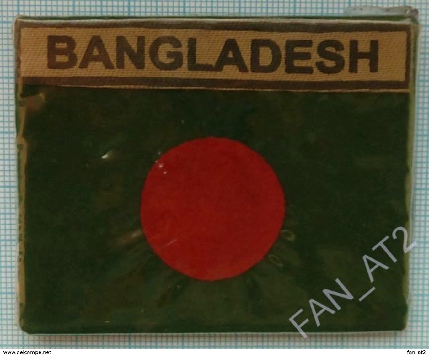 Bangladesh / Patch Abzeichen Parche Ecusson / Peacekeeping Mission.  Liberia. Africa. - Blazoenen (textiel)