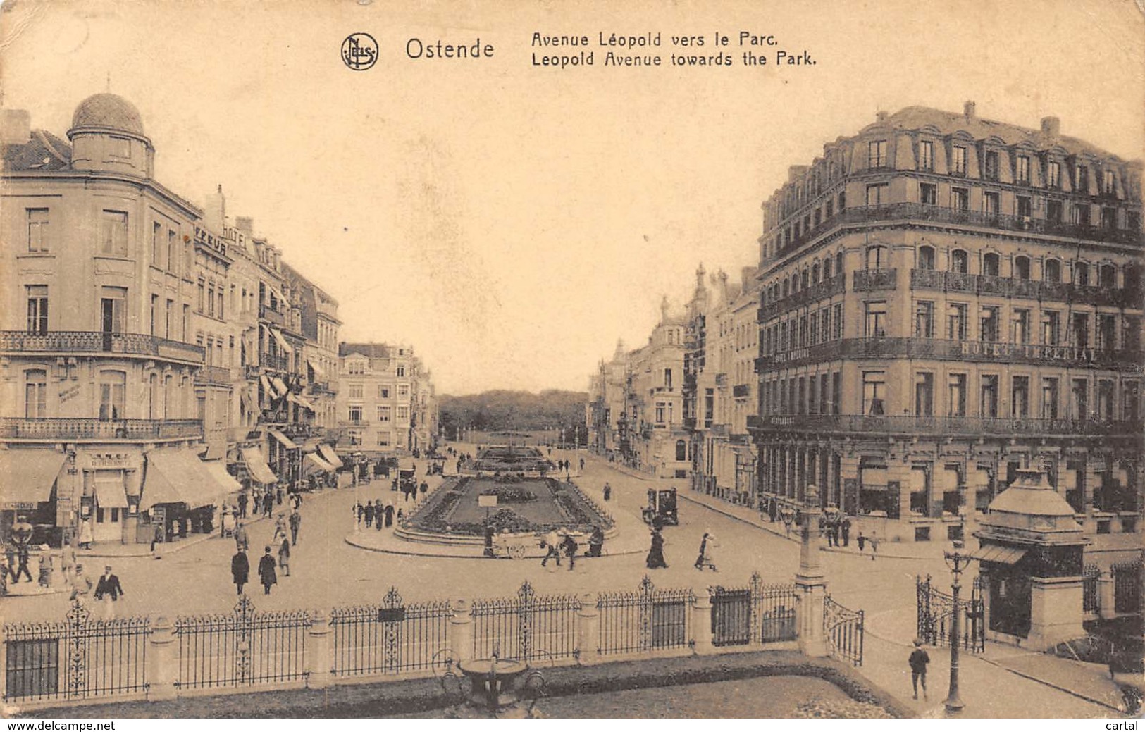 OSTENDE - Avenue Léopold Vers Le Parc - Oostende