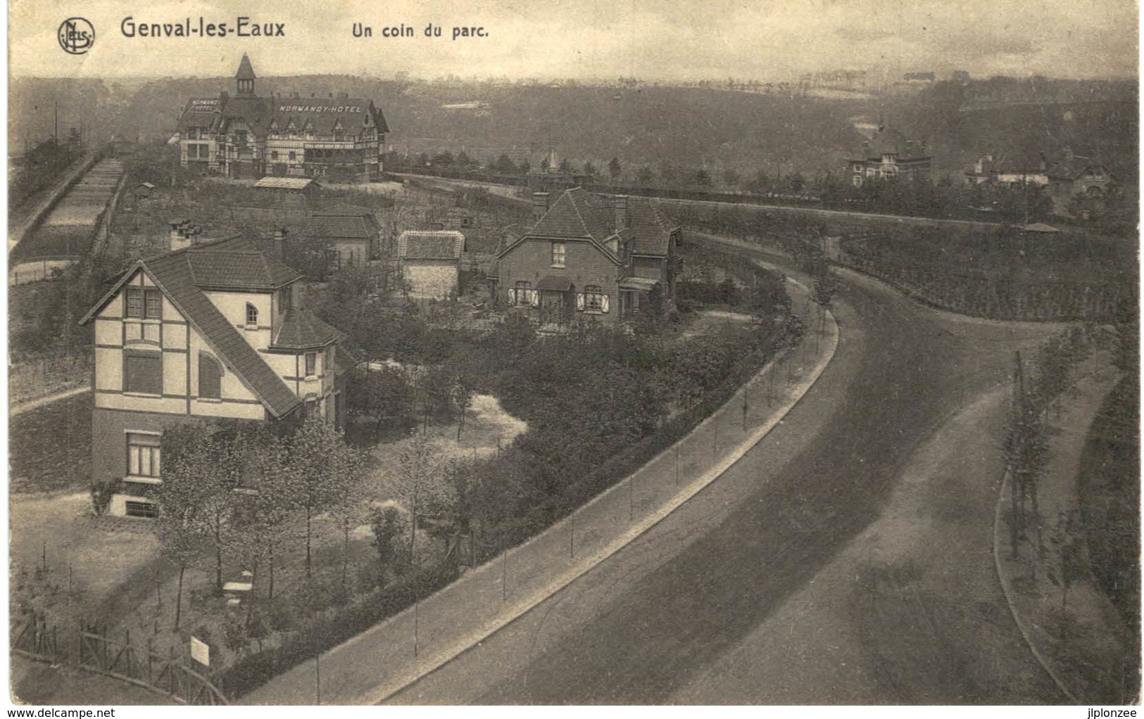 GENVAL   Un Coin Du Parc. - Wavre