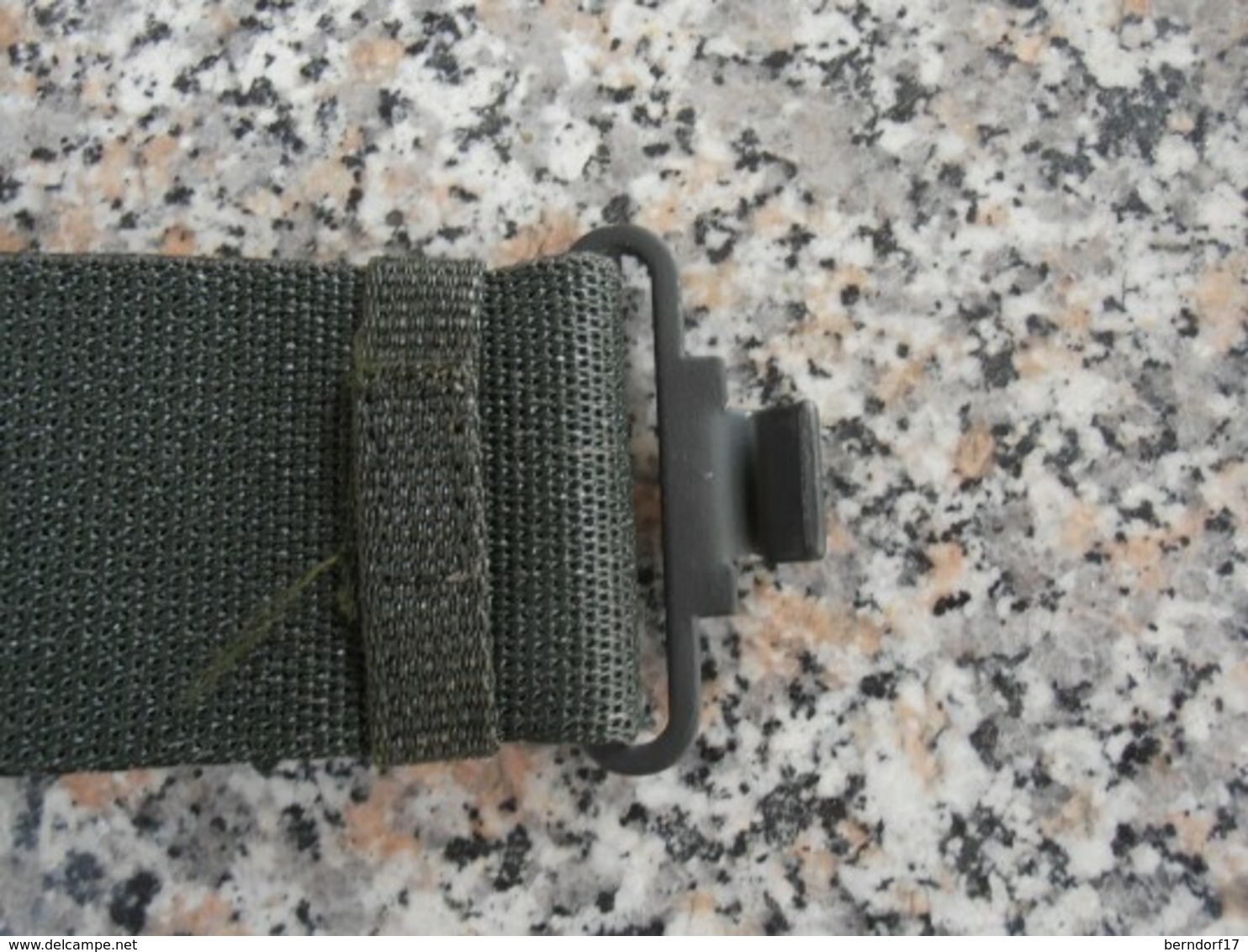 ROYAL ARMY OLIVE DRAB NYLON WEB BELT - Ausrüstung