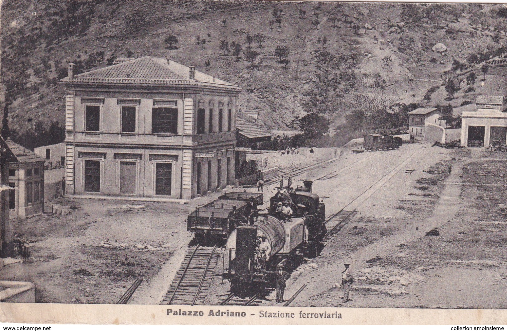 Cartolina Palazzo Adriano ( Palermo ) Stazione Ferroviaria - Viaggiata - Palermo