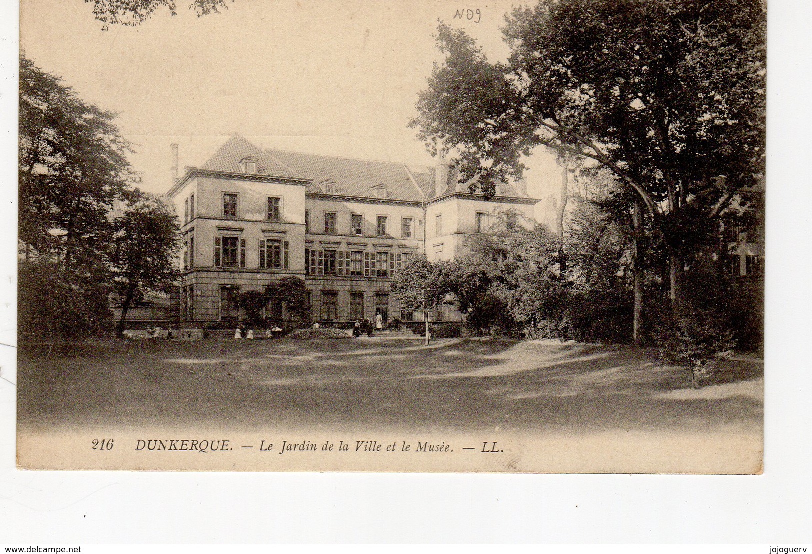 Dunkerque Le Jardin De La Ville Et Le Musée - Dunkerque