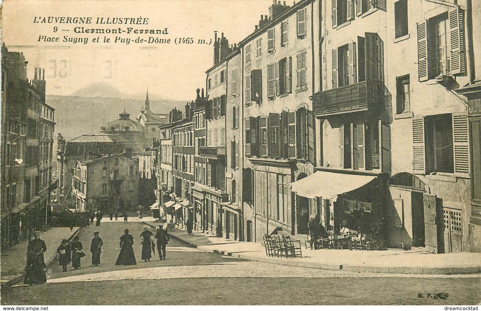 WW 2 Cpa 63 CLERMONT-FERRAND. Place Sugny Et Lycée Jeanne D'Arc - Clermont Ferrand