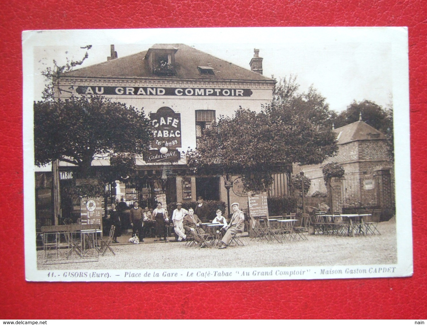 27 - GISORS - "  AU GRAND COMPTOIR , MAISON GASTON CAPDET " - PLACE DE LA GARE - ////   RARE  /// - Gisors