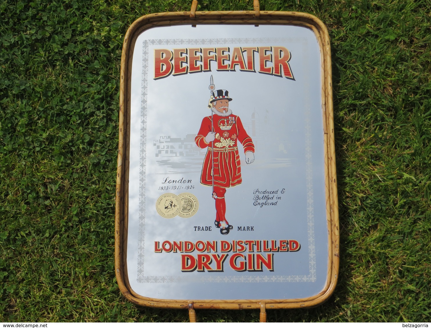 MIROIR PLATEAU BEEFEATER DRY GIN PUBLICITAIRE Avec CADRE En OSIER + 2 POIGNETS - VOIR SCANS - SUPERBE - Espejos