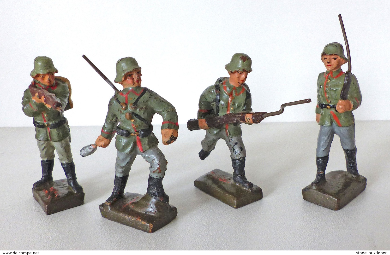 Zwischenkriegszeit Wehrmacht Lineol U. Elastin Figuren 4 Soldaten 2x Mit Gewehr 1x Bajonett U. 1x Handgranate Bespielt I - History