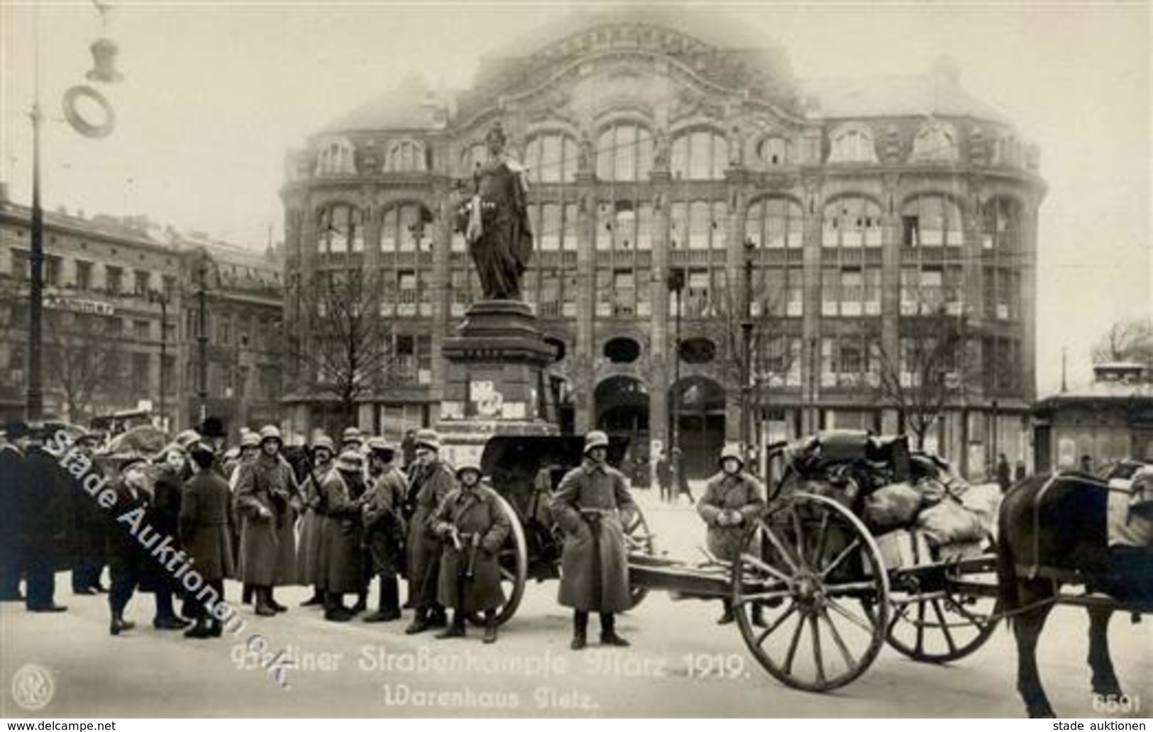 REVOLUTION BERLIN 1919 - Berliner Straßenkämpfe März 1919 - NPG 6591 Warenhaus TIETZ I - Warships