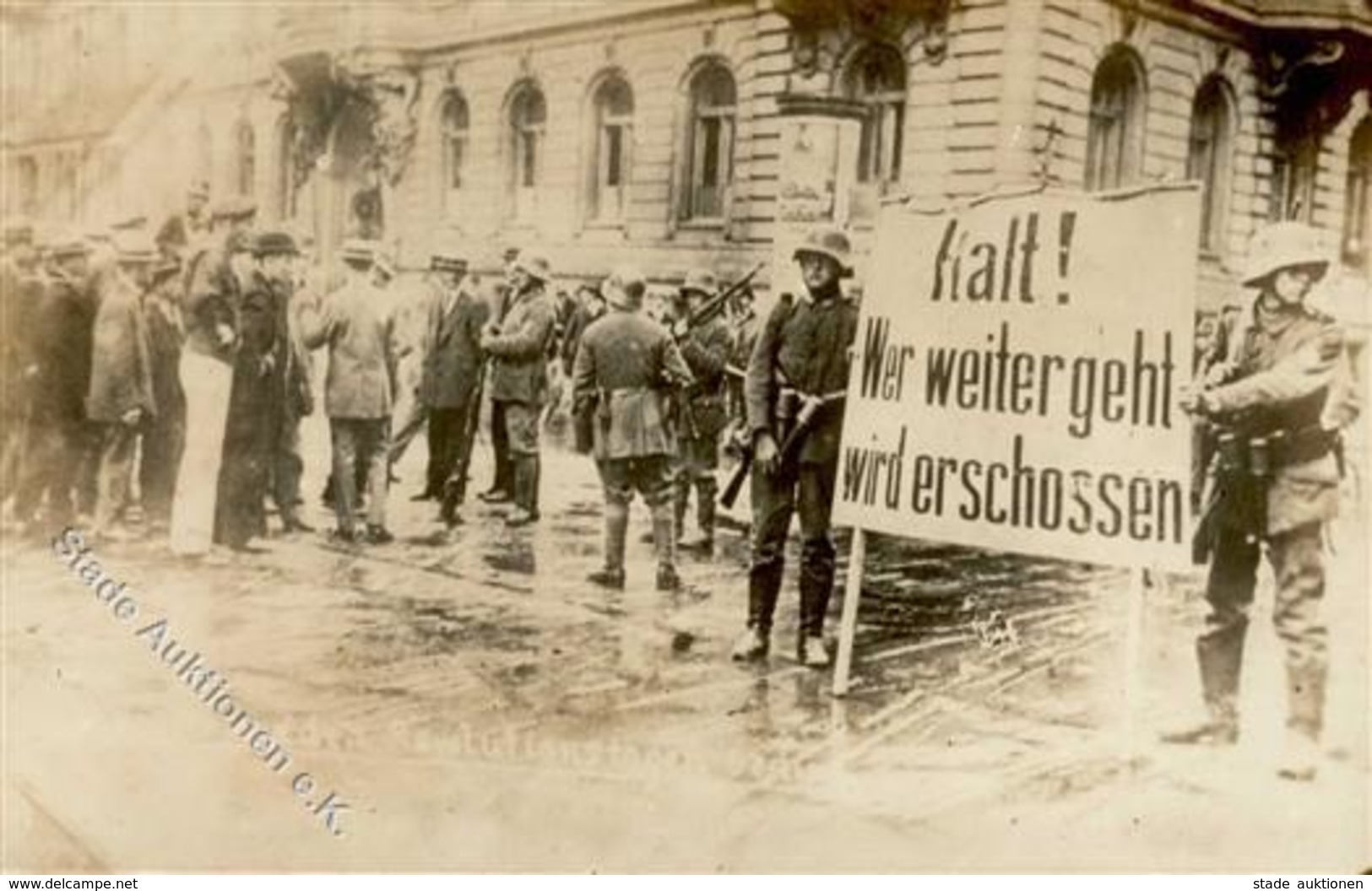 REVOLUTION BERLIN 1919 - Strassenzene I - Warships