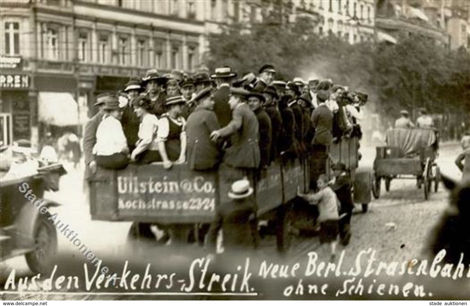 REVOLUTION BERLIN 1919 - Während D. Verkehrsstreiks - Neue Berliner Strassenbahn Ohne Schienen! I Tram - Guerre