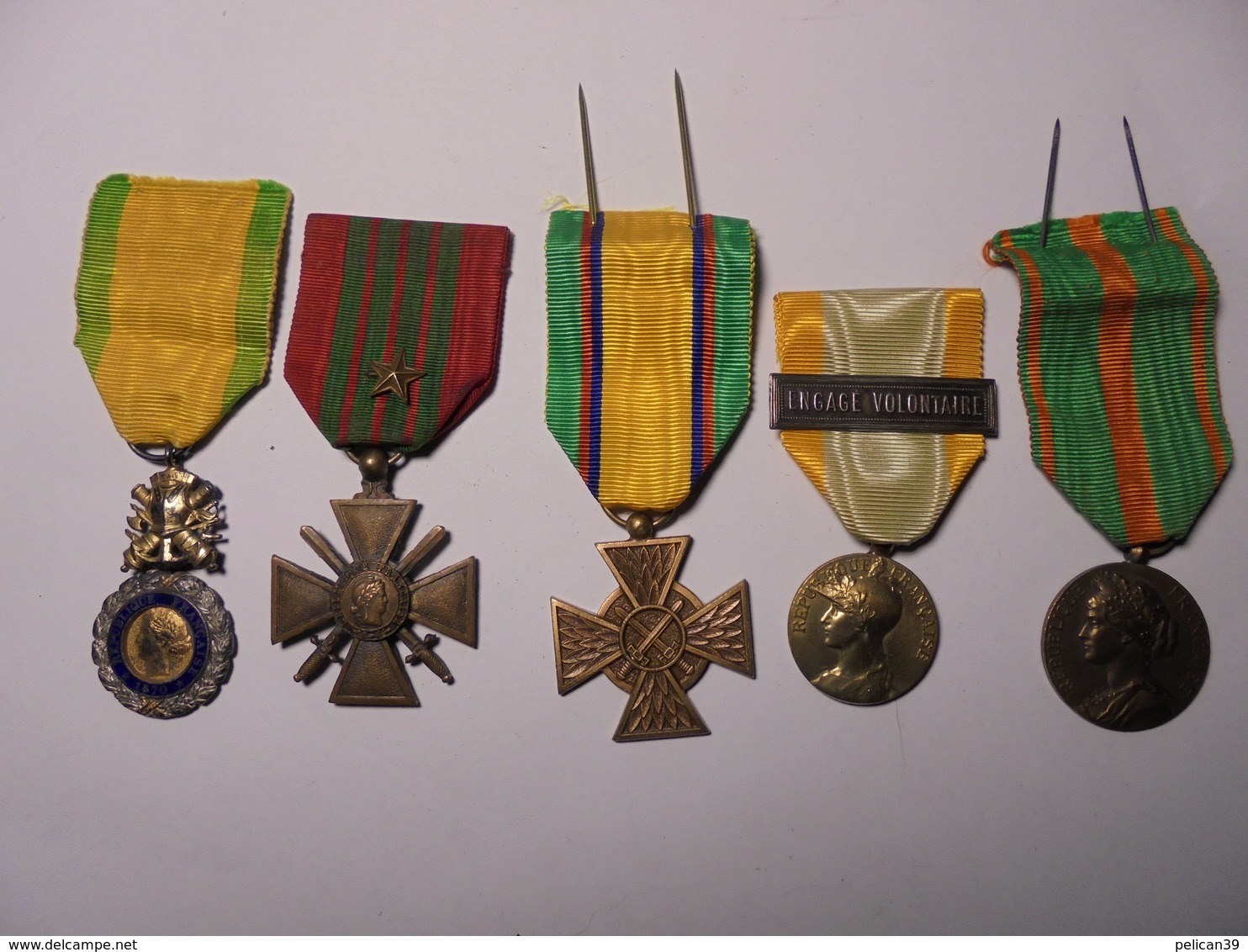 ENSEMBLE LOT ANCIEN COMBATTANT 1940, DONT MERITE CONFEDERAL DU SOUS-OFFICIER (Médailles Militaires) - Other & Unclassified