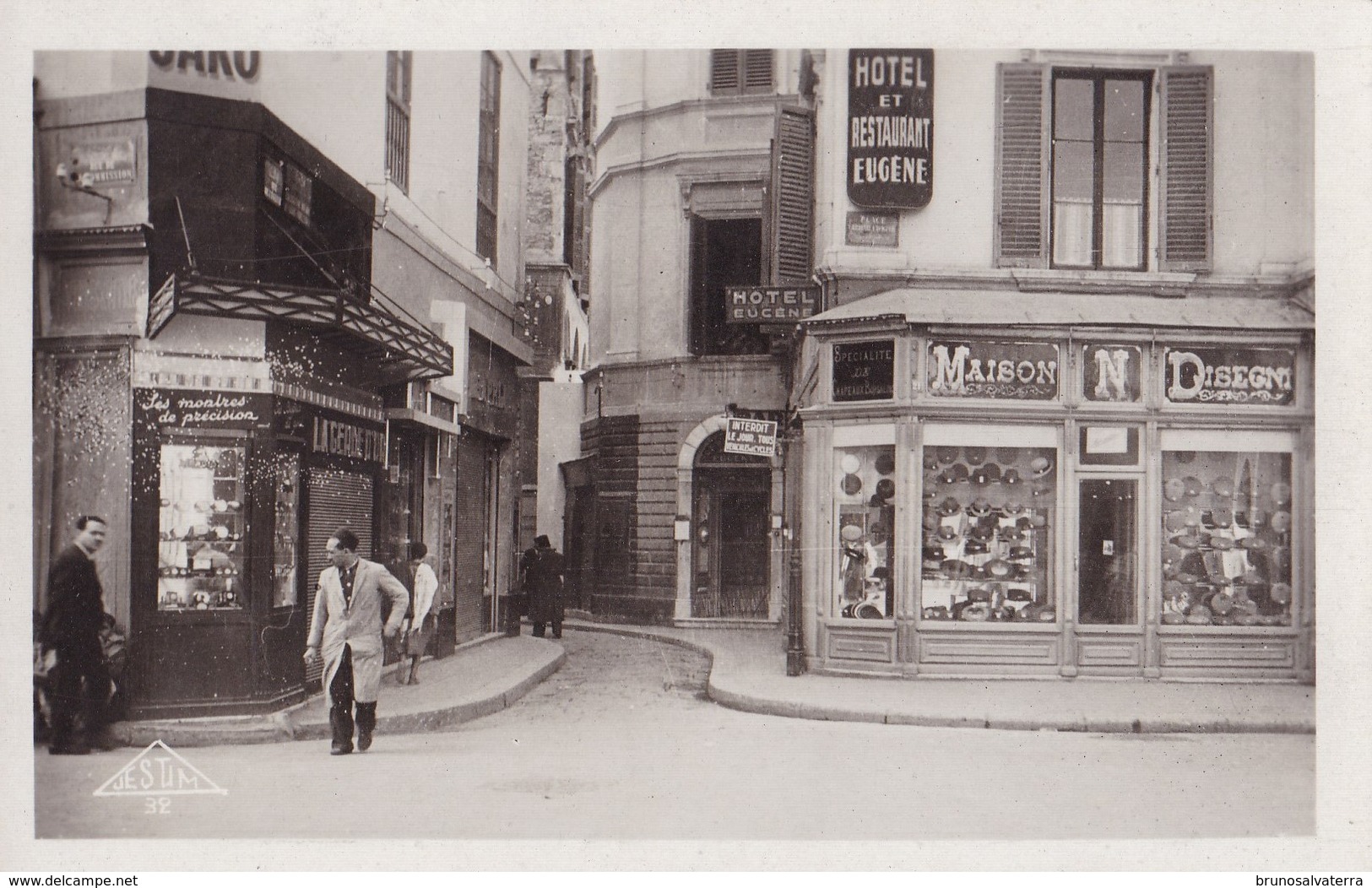 TUNIS - Rue De L'Eglise - Tunisie