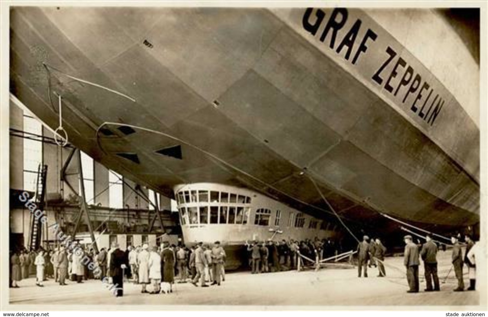 ZEPPELIN - Luftschiff GRAF ZEPPELIN Startbereit In Der Halle I-II - Airships