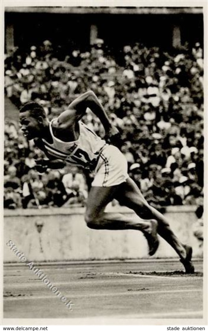 BERLIN OLYMPIA 1936 WK II - Nr. 102 Williams (USA) Startet Zum 400m-Lauf Der Ihm Die Goldmedaille Einbrachte I - Jeux Olympiques