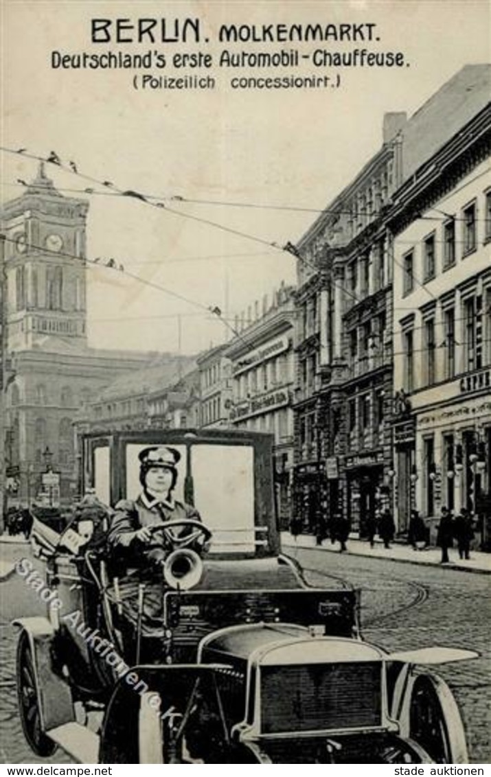 Berlin Mitte (1000) Deutschlands Erste Automobil Chauffeuse Molkenmarkt I-II (fleckig) - Kamerun