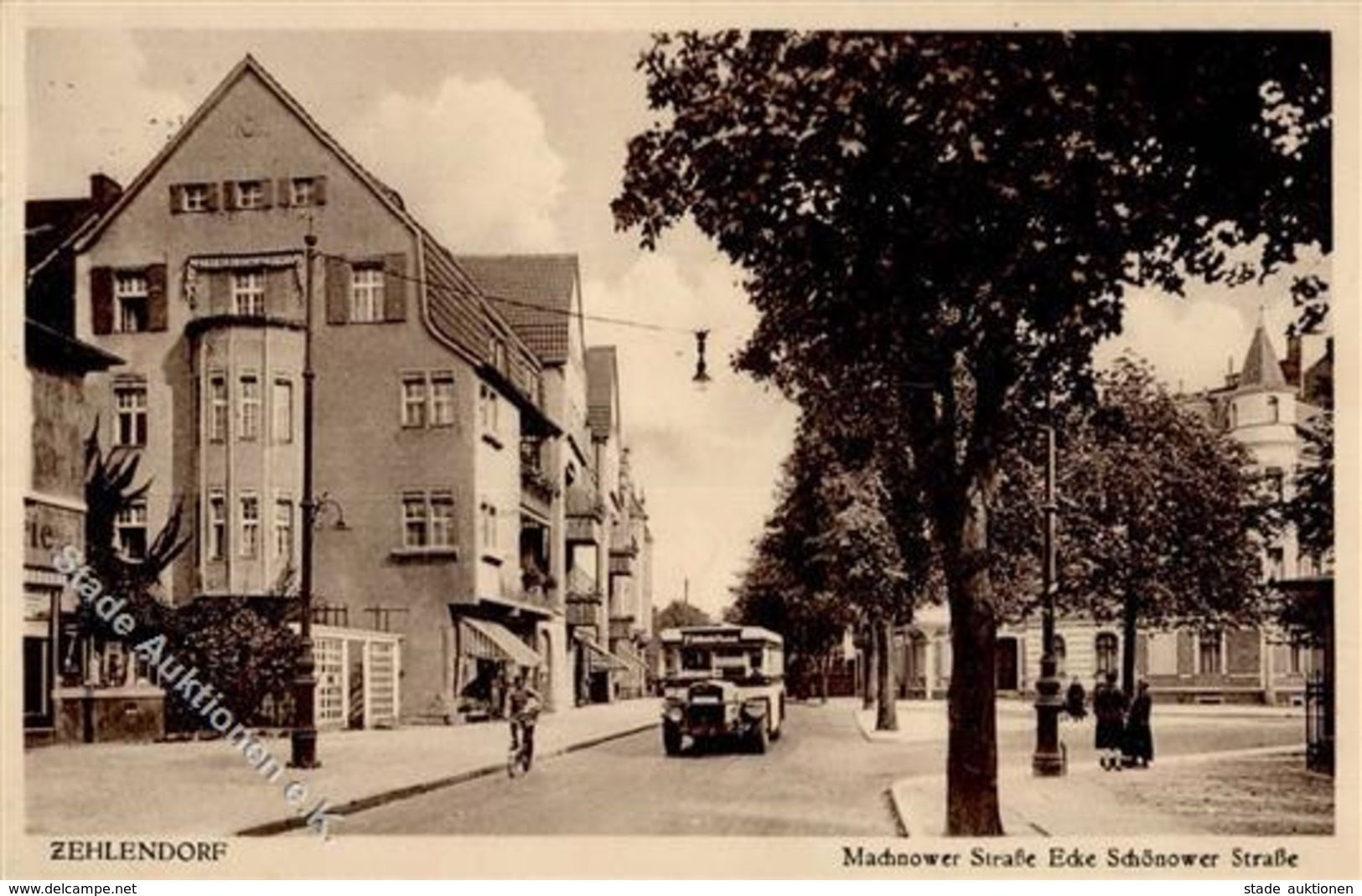 Zehlendorf (1000) Omnibus Machnower Strasse Ecke Schönower Strasse II (Klebereste RS, Marke Teilweise Entfernt) - Cameroon